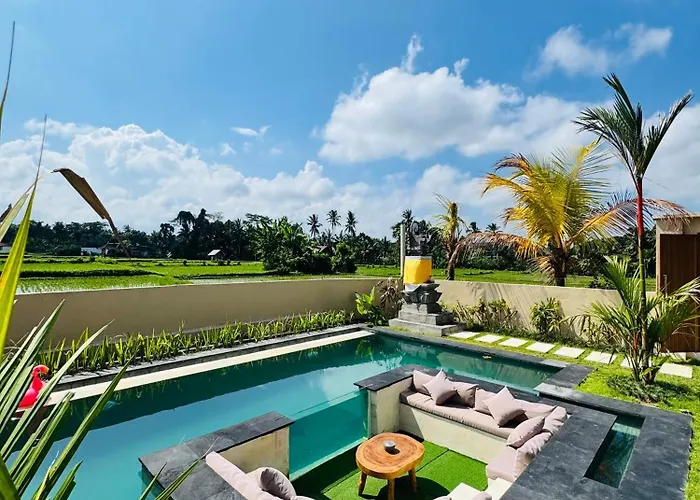 Queennera Villa *